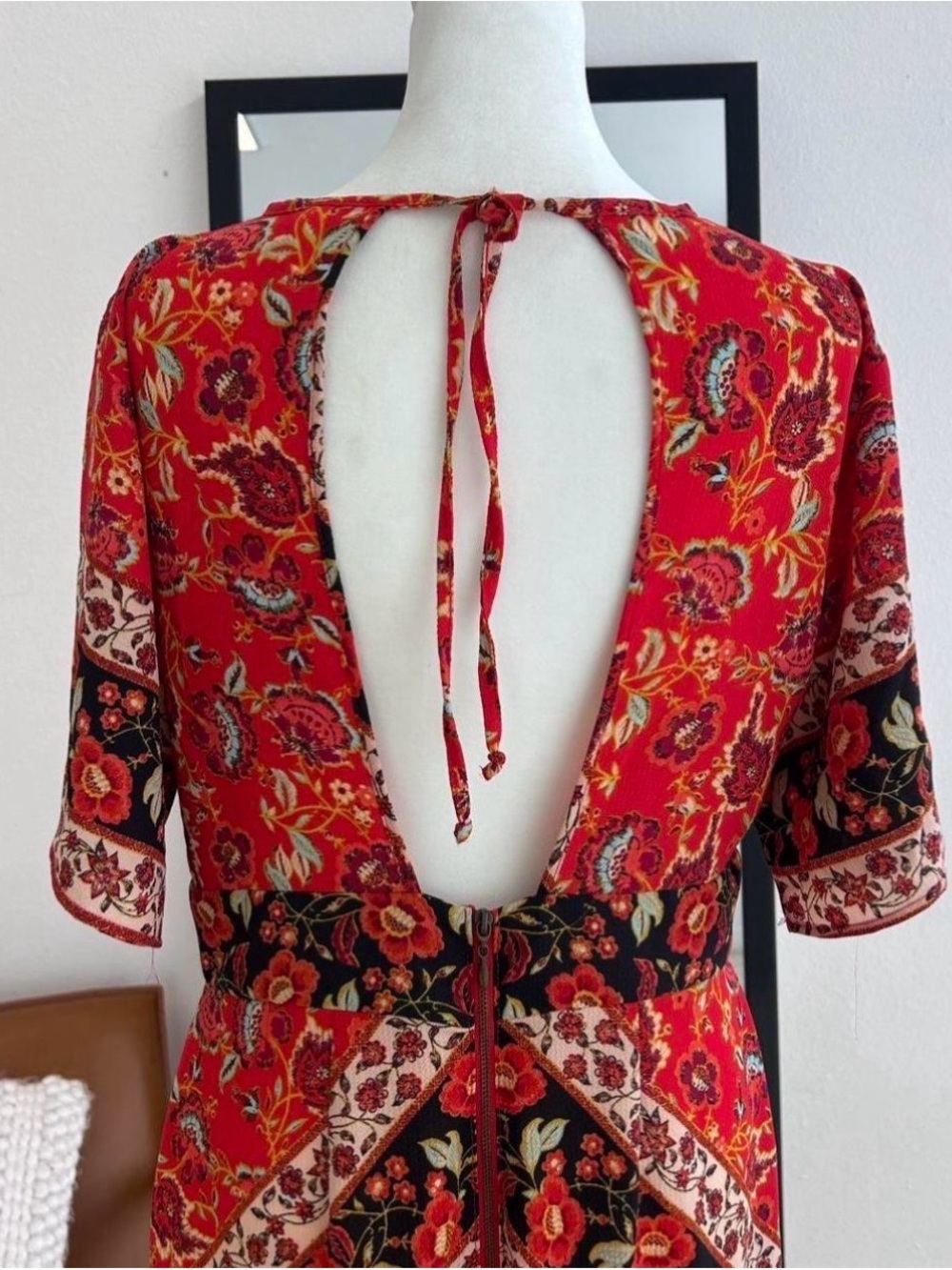 Xhilaration Red Floral V-Neck Maxi Dress with Contrast Border - Picture 6 of 8